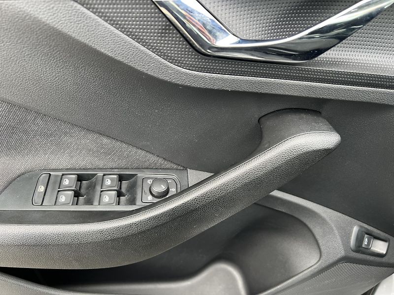 Škoda Scala (2023) 1,5TSi 110kW STYLE DSG - fotka 24 z 39