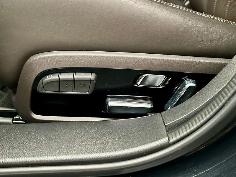 Mazda 6 2,5i SKYACTIV-G  Sports-Line - fotka 33 z 48