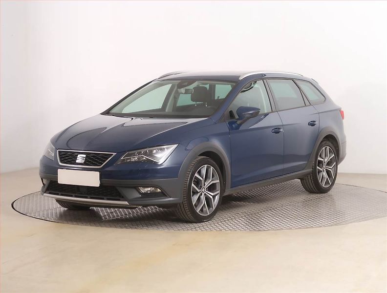 Seat Leon (2017) X-Perience 2.0 TDI, 4X4 - fotka 2 z 22