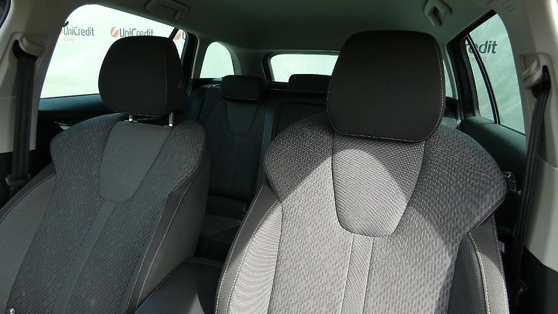 Škoda Octavia 2,0 TDI Style 110 kW - fotka 7 z 23