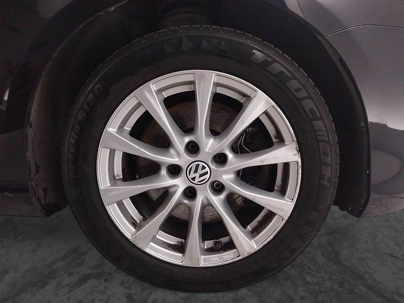Volkswagen Passat (2011) Comfortline 1.8 TSI, po STK - fotka 15 z 18
