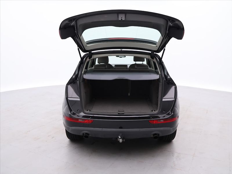 Audi Q5 2,0 TFSI quattro S-Tronic - fotka 9 z 26