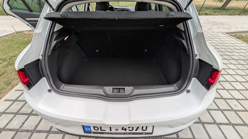 Renault Mégane (2022) 1.3 TCe, Automat, Kůže - fotka 9 z 15