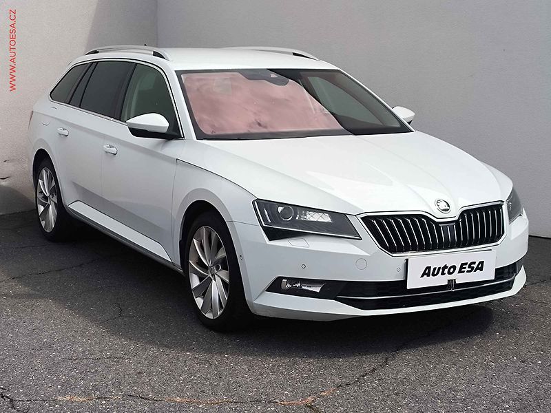 Škoda Superb (2016) 1.6 TDi, Style, DSG, bixen - fotografie inzerátu