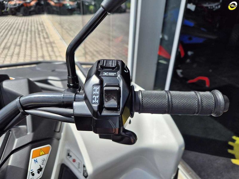 Can-Am Outlander 650 XT (2026) Outlander Electric T3b MY26 - fotka 20 z 22