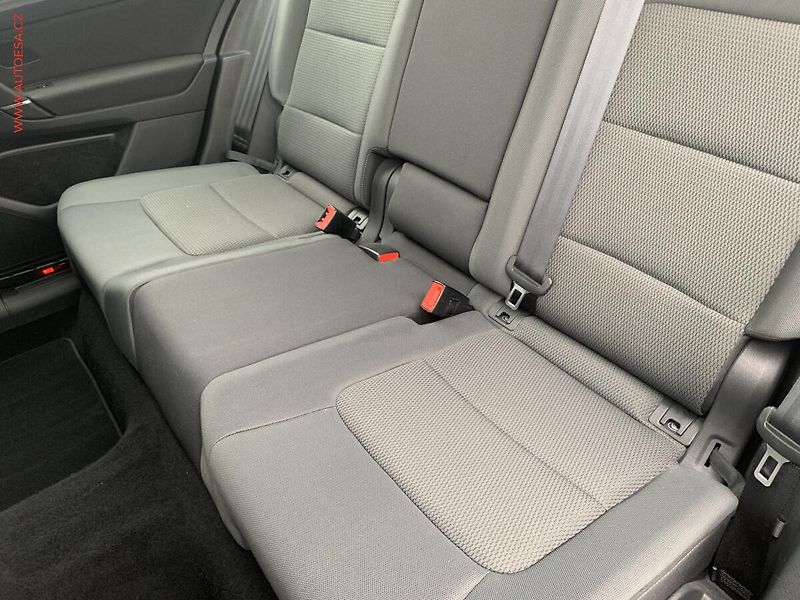 Volkswagen Golf Sportsvan (2014) 1.2 TSi, Comfortline - fotka 10 z 20