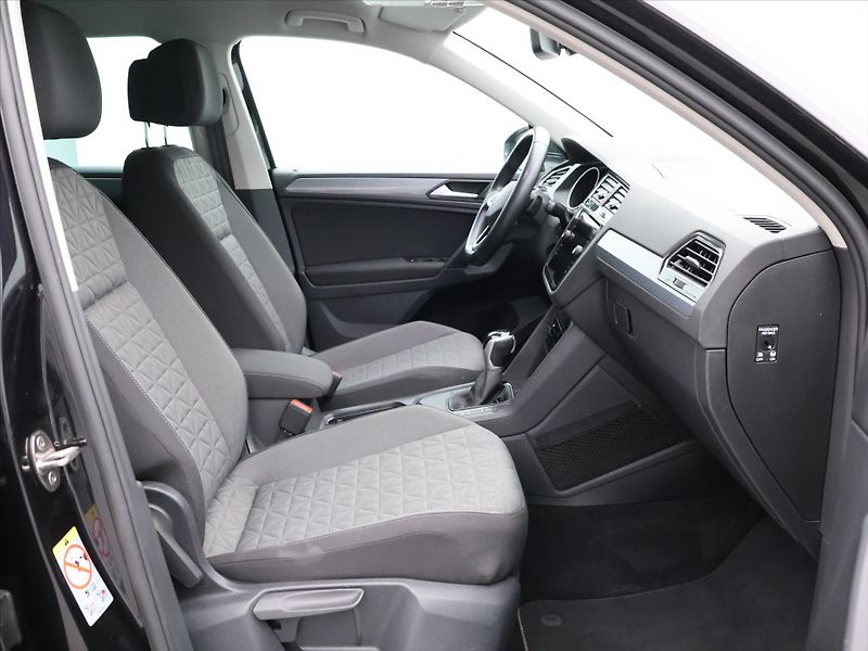 Volkswagen Tiguan 1,5 TSI ACT 110kW DSG Life DPH - fotka 11 z 34