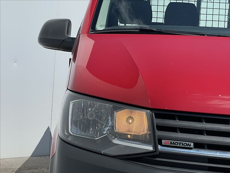 Volkswagen Transporter 2,0 TDI 4Motion TAŽNÉ 255x195 - fotka 15 z 18