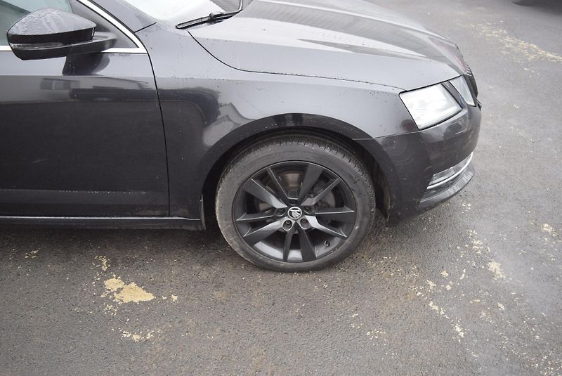 Škoda Octavia (2018) 1.5TSI 110kwSTYLE FULL LED TAŽ - fotka 5 z 50