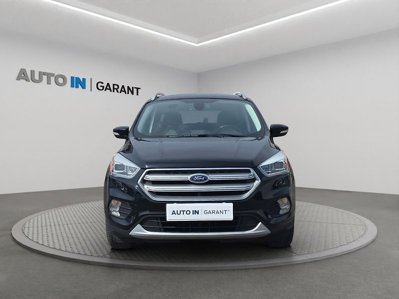 Ford Kuga (2016) Titanium 1.5 EcoBoost 4x4 134k - fotka 2 z 24