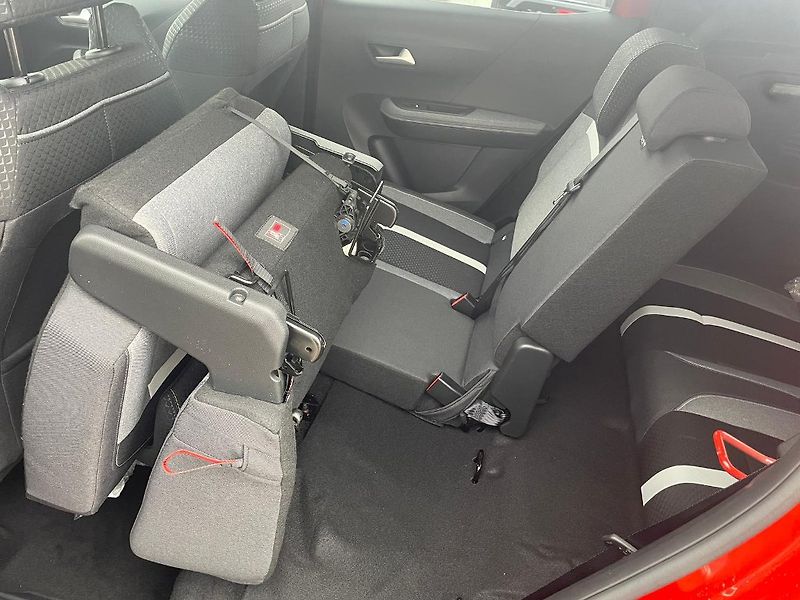 Opel Frontera (2026) MHEV 1.2T 110k GS AT6 - fotka 16 z 20