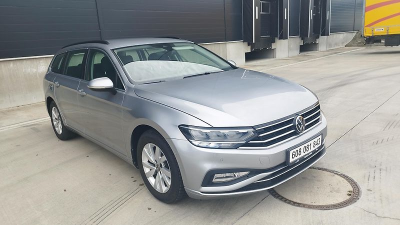 Volkswagen Passat 2.0TDI, DSG,volat-608 081 843 - fotka 1 z 18