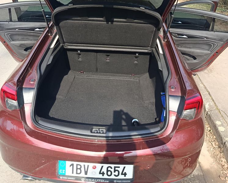 Opel Insignia (2018) - fotka 9 z 18