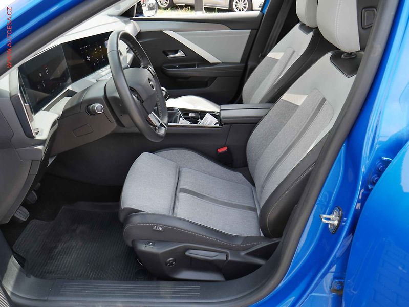 Opel Astra (2023) 1.2 T, ČR, AC, LED, navi - fotka 9 z 21