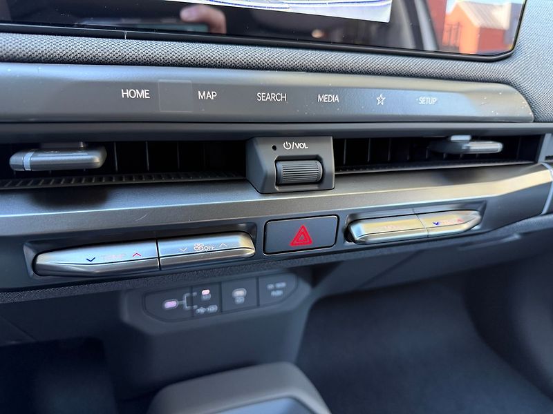 Kia EV3 EARTH 81kWh - fotka 24 z 38