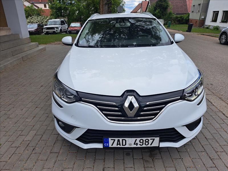 Renault Mégane 1,6 i LPG - fotka 2 z 37