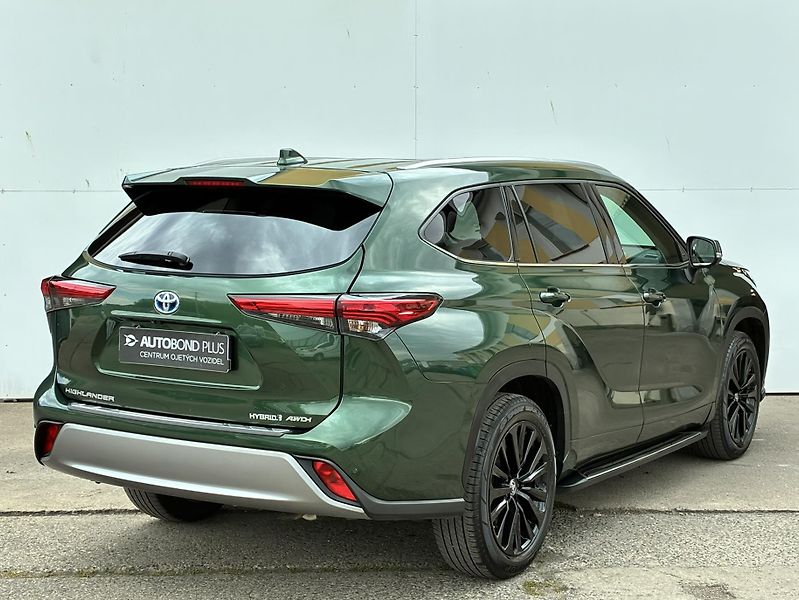 Toyota Highlander 2.5 HSD e-CVT AWD Executive Sk - fotka 2 z 27