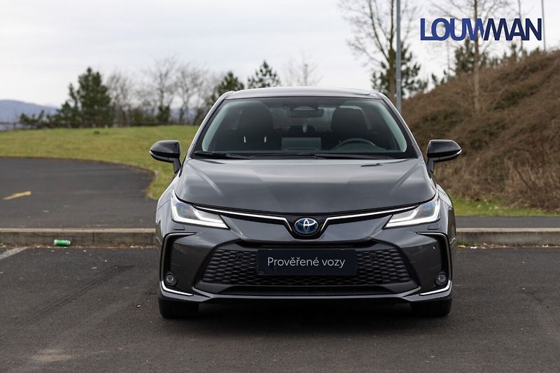 Toyota Corolla SD 1.8L HEV CVT Style - fotka 4 z 32