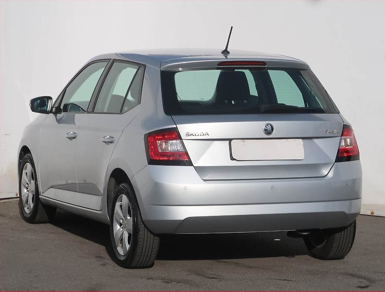 Škoda Fabia (2018) Style 1.0 TSI, ČR,1.maj - fotka 4 z 19