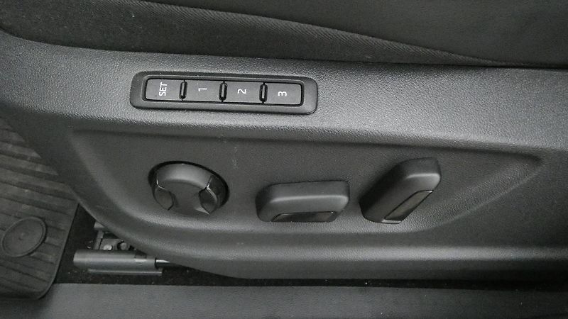 Škoda Kodiaq 2,0 TDI Sportline DSG - fotka 23 z 24