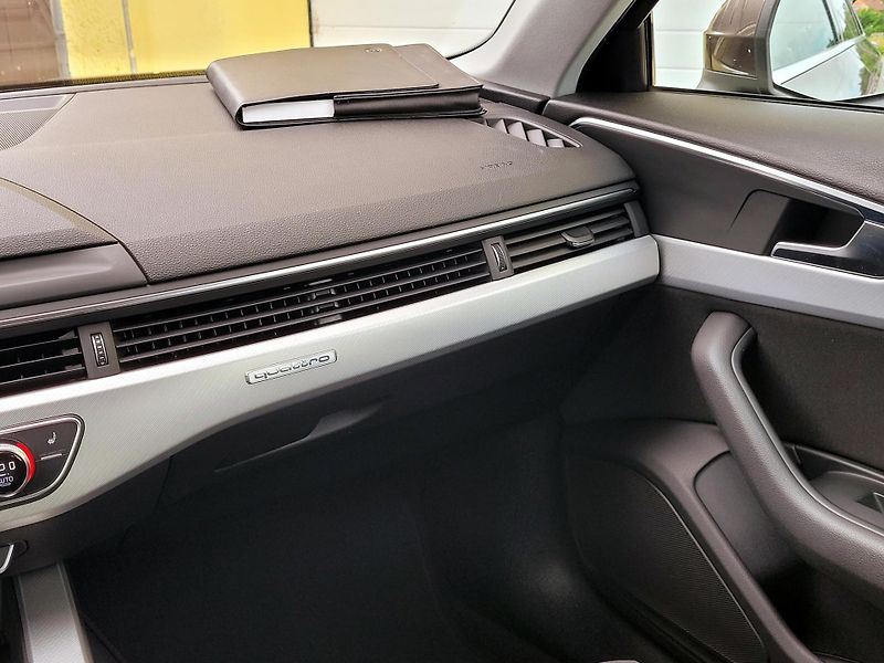 Audi A4 TDi S-tron 140kW Quattro,CZ    - fotka 36 z 53