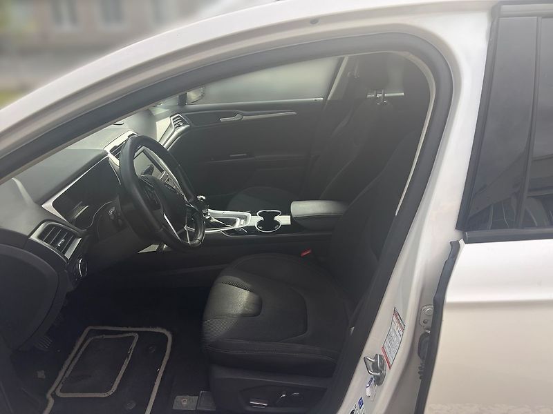 Ford Mondeo Titanium Top výbava po velkém - fotka 5 z 18