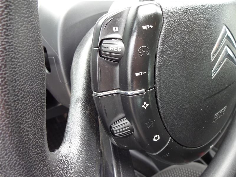 Citroën C4 Picasso 1,6HDI 80kW - fotka 35 z 44