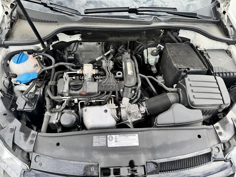 Volkswagen Golf (2010) Vw golf 6 1.2 TSI 63kw - fotka 14 z 15