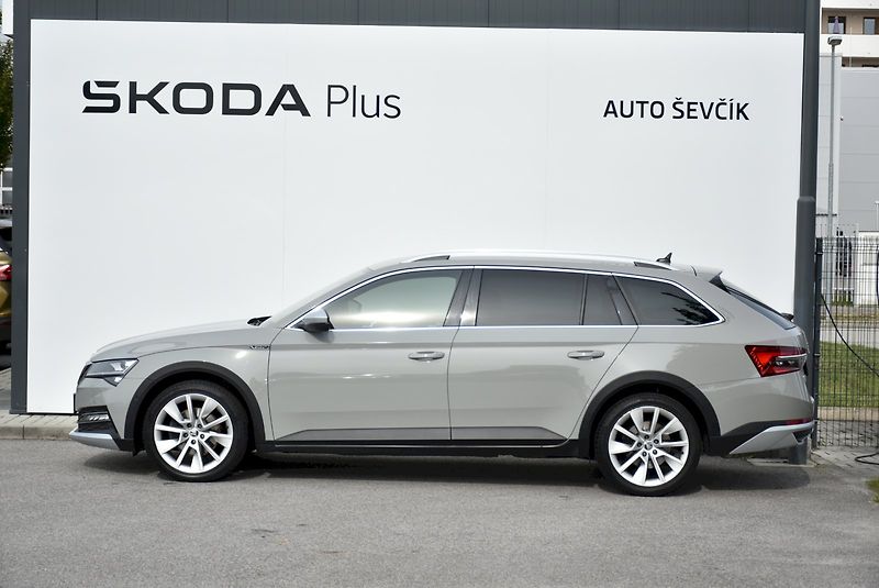 Škoda Superb (2021) Scout 2.0 TDI 147kW 4x4 DSG - fotka 3 z 35