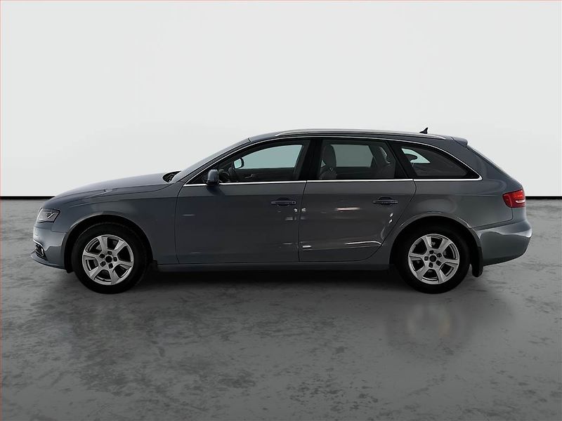 Audi A4 (2011) 2.0 TDI, Xenony, Tempomat - fotka 3 z 22