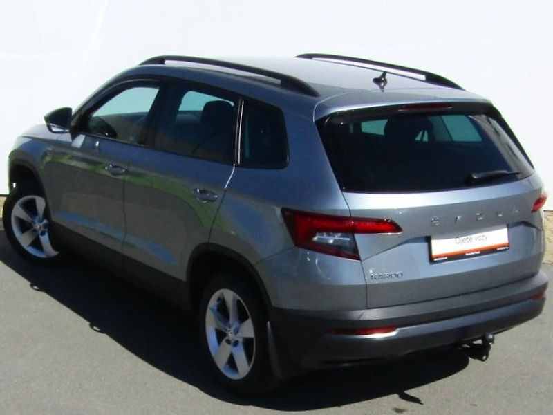 Škoda Karoq AmbitionPlus Drive 125let 1.6 - fotka 13 z 29