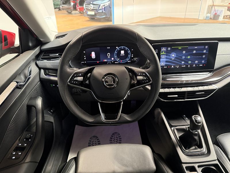Škoda Octavia 1.5 TSI 110kW Style Combi - fotka 6 z 15
