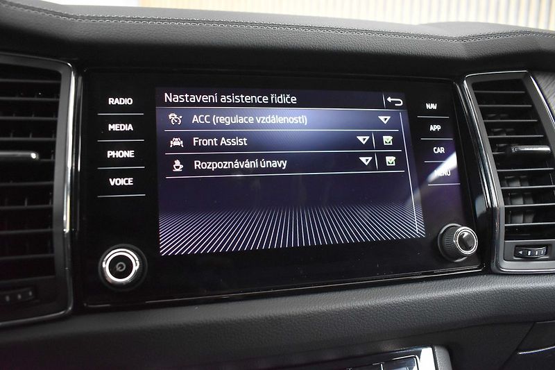 Škoda Kodiaq 2.0 TDI REZERVACE - fotka 34 z 46