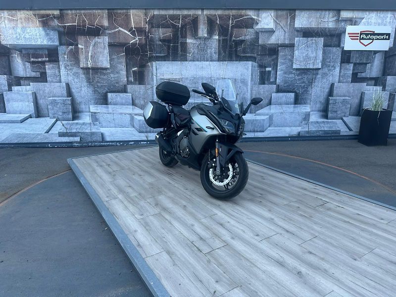 CFMOTO 650 GT (2024) - fotka 1 z 16