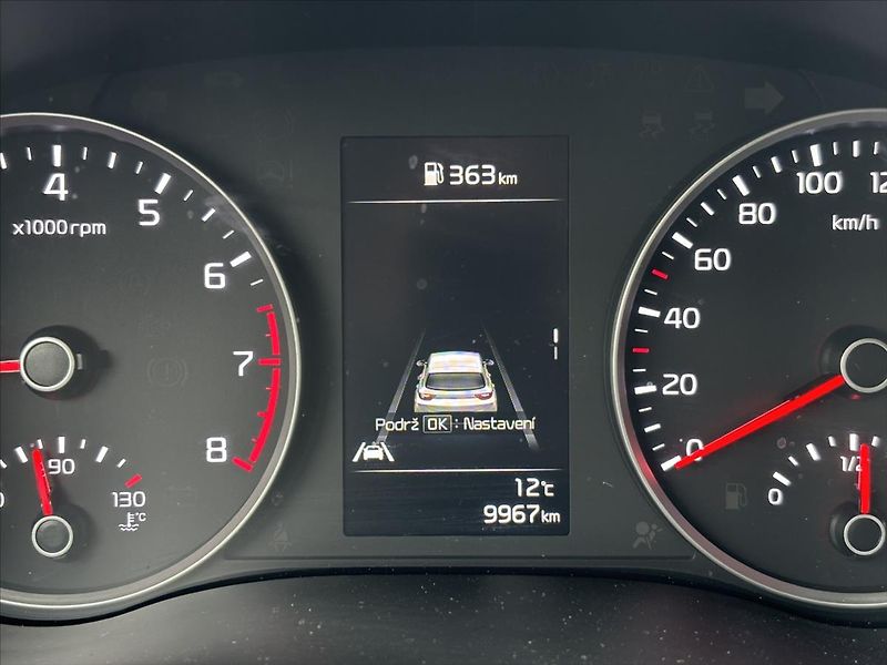 Kia Stonic 1,0 TGDi 73kW TOP ZÁRUKA NAVI - fotka 36 z 38