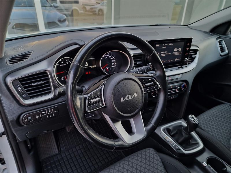 Kia Ceed 1.0 T-GDI 88kW Spin SW,1.Maj. - fotka 20 z 50