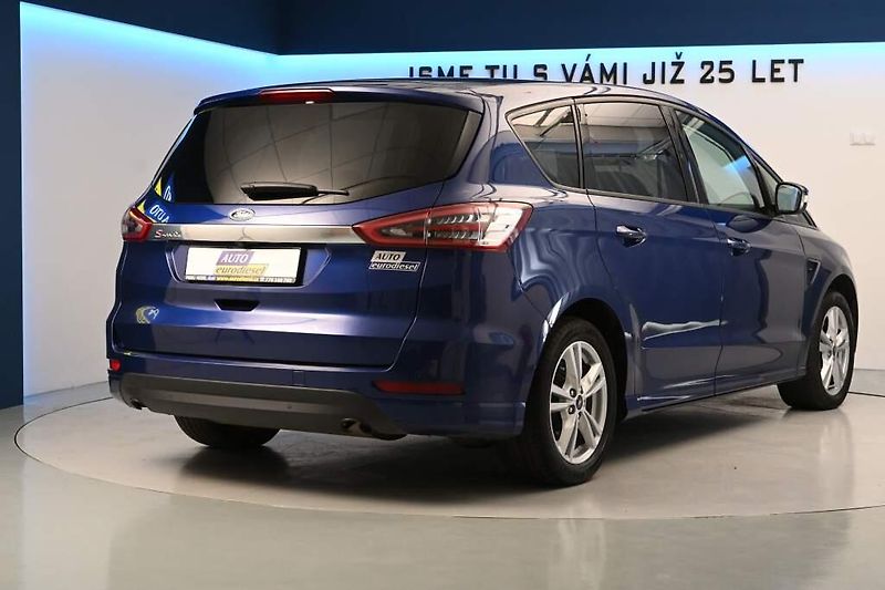 Ford S-MAX (2017) 2.0 BUSINESS Navi 8 Kol POWERS - fotka 5 z 27