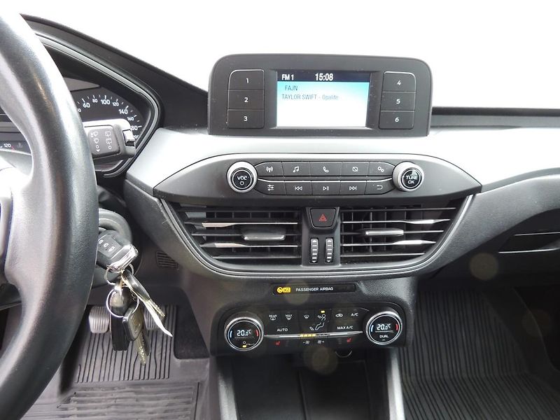 Ford Focus (2019) Combi 1.0i,92kw,ČR,1.majitel - fotka 24 z 49