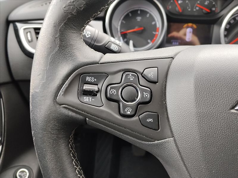 Opel Astra 1,4   SPORTS TOURER+ - fotka 6 z 30