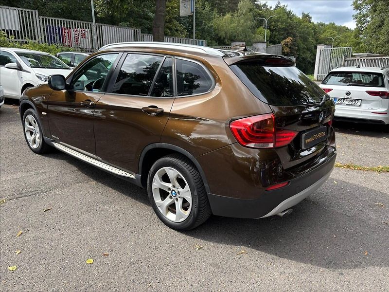 BMW X1 2,0 D XDRIVE,AUTOMAT - fotka 8 z 18