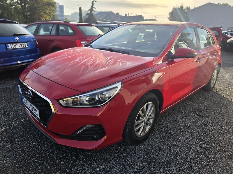Hyundai i30 1.4 i atmosfera  - fotka 2 z 22