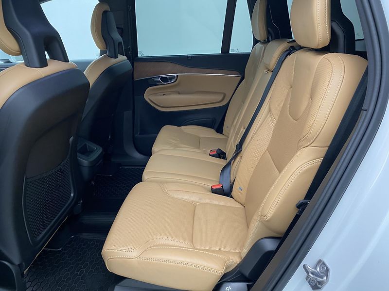 Volvo XC90 B5 AWD INSCRIPION AUT CZ - fotka 5 z 54