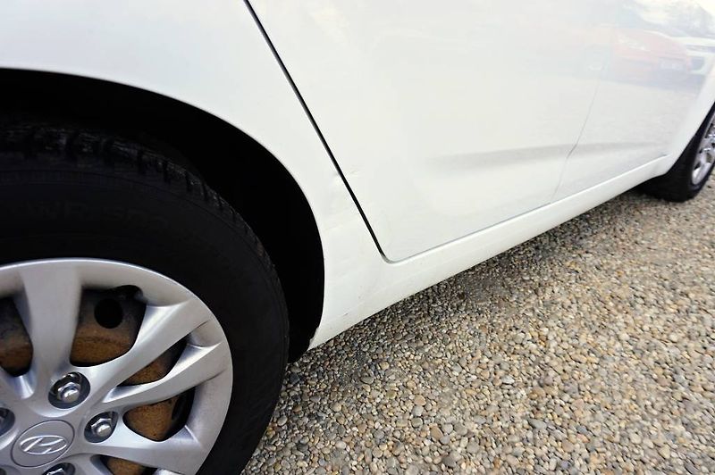 Hyundai ix20 (2017) ESSENTIAL 1,4 CVVT 66 kW - fotka 35 z 35