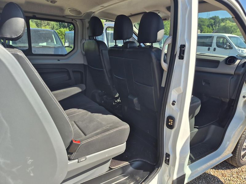 Renault Trafic (2018) 1.6Dci L2H1 6 Míst - fotka 23 z 26