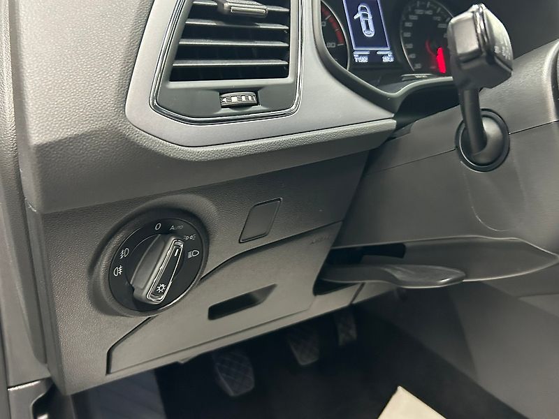 Seat Leon (2020) 1.5 TGI MAN 2020 | Záruka - fotka 14 z 50