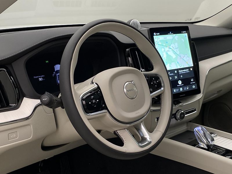 Volvo XC60 B5 AWD BRIGHT ULTRA AUT CZ - fotka 19 z 64