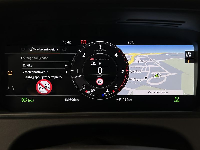 Land Rover Range Rover Velar D300 SE AUT - fotka 40 z 53