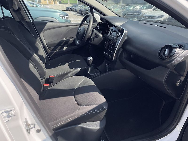 Renault Clio (2020) 0.9 TCe,56kW,1.Maj - fotka 10 z 32