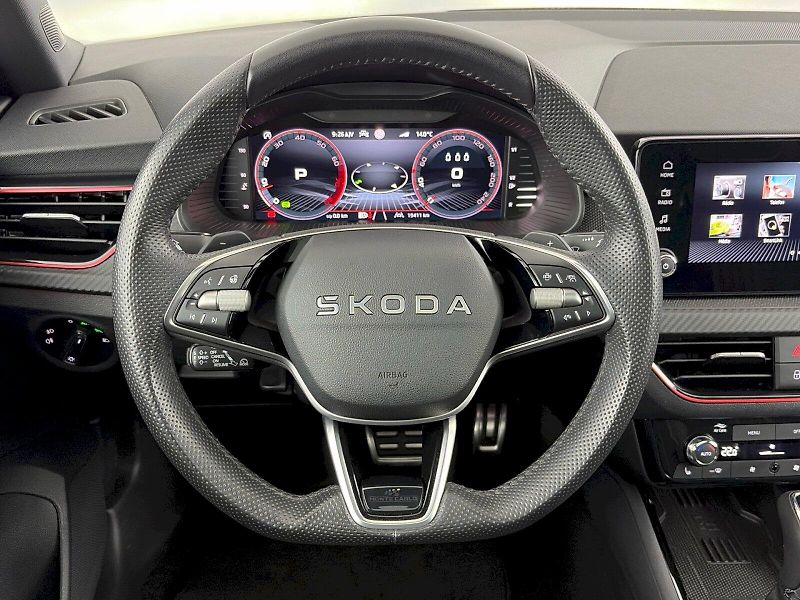 Škoda Scala (2025) DSG 1.5TSI 110kW Monte Carlo - fotka 9 z 33