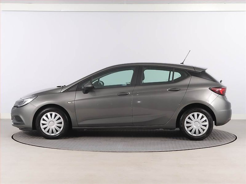Opel Astra (2018) 1.6 CDTI, Serv.kniha, Tempomat - fotka 3 z 18